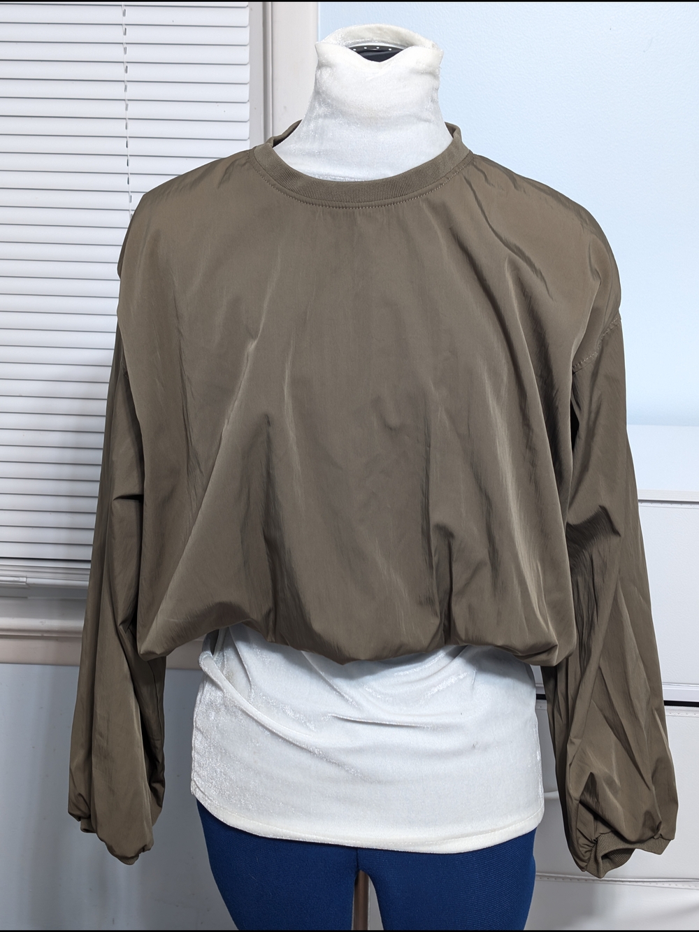 Zara Olive Green Long-Sleeve Crop Top